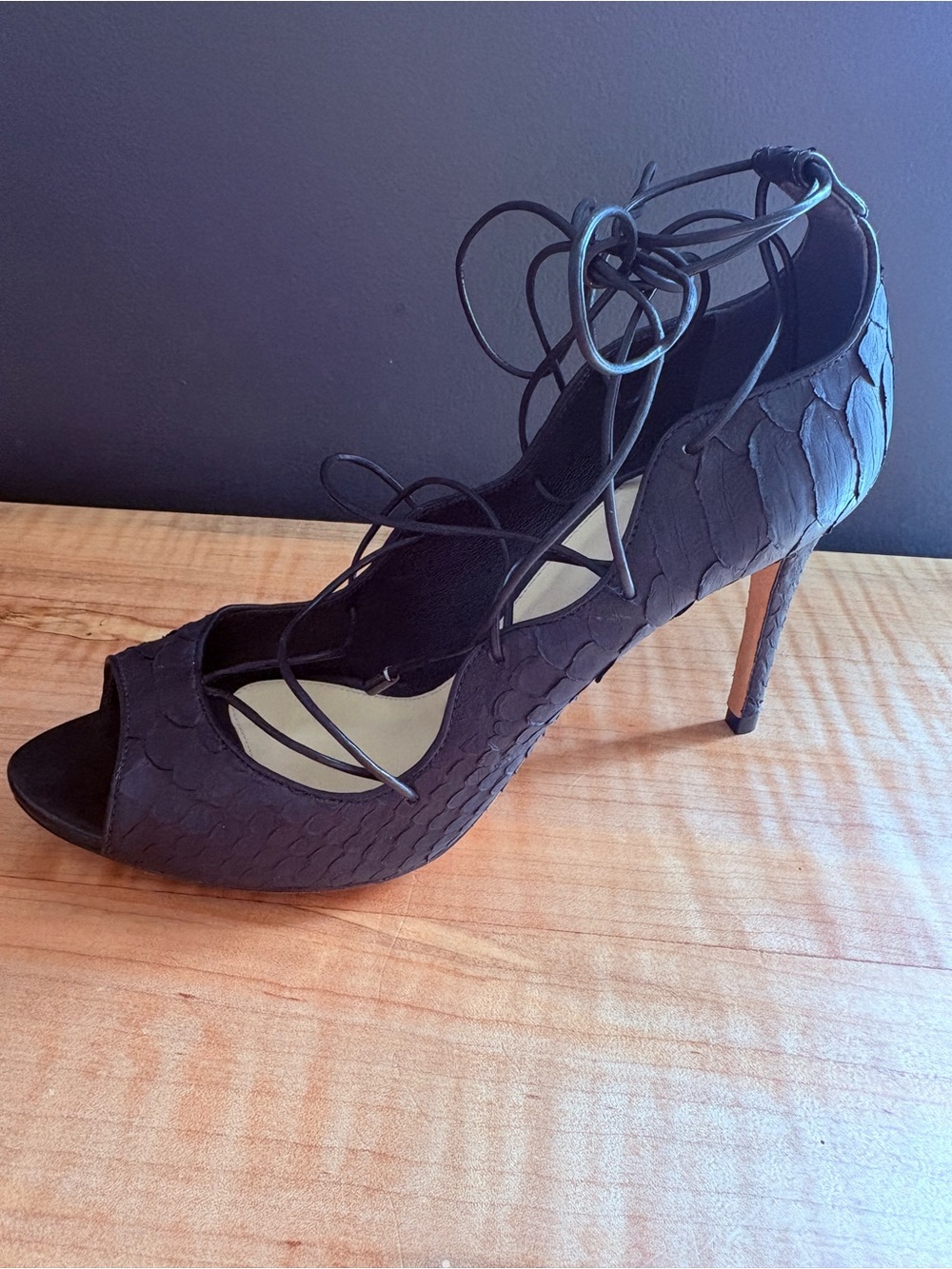 Alexandre Birman Black Lace-Up Peep Toe Textured Snake Stiletto Heels 7 37.5